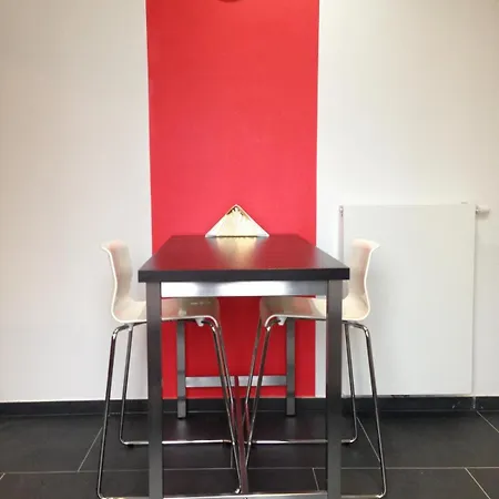 Cosy Centre *
